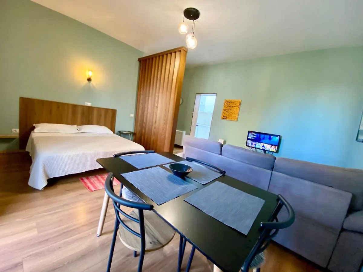 Apartamento Tirana Experience BnB